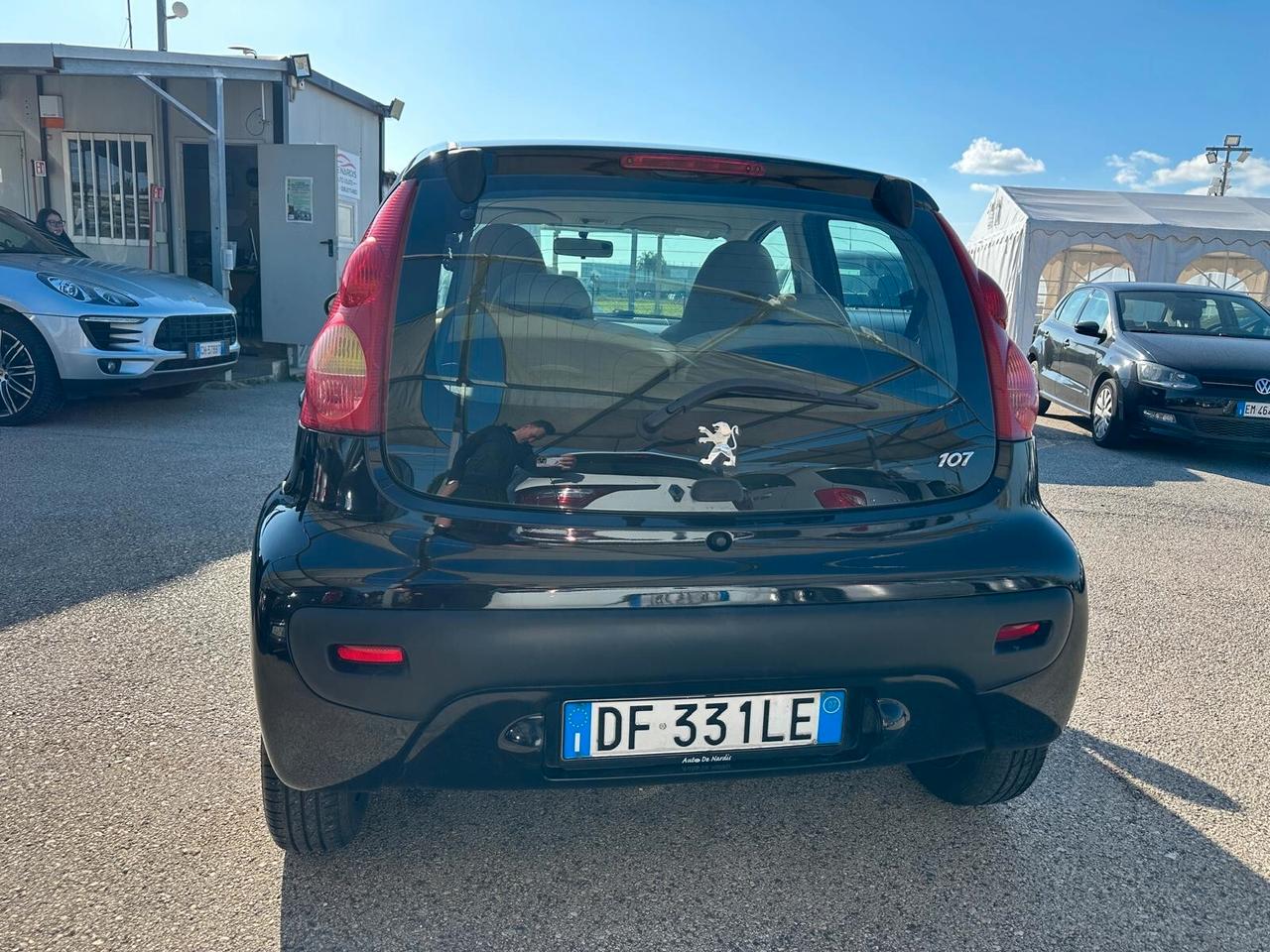 Peugeot 107 1.0 Benzina Automatica