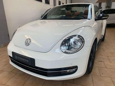 Volkswagen Maggiolino Maggiolino Cabrio 2.0 tdi Sport 140cv dsg