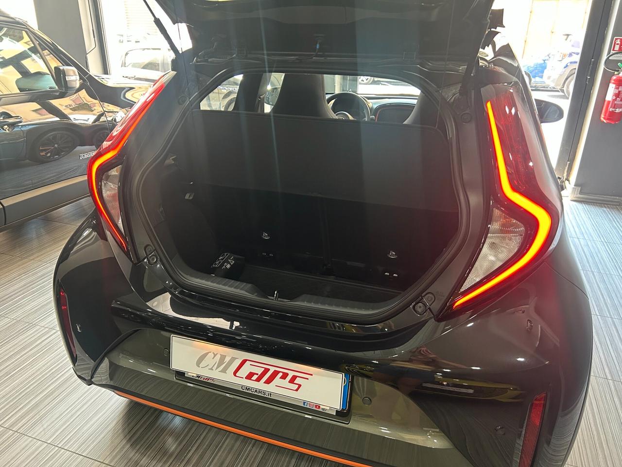 Toyota Aygo X 1.0 72cv Limited Air s-cvt Automatica ITALIANA