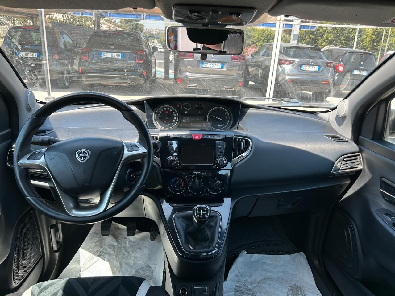 Lancia Ypsilon 1.2 69 CV 5 porte GPL Ecochic Gold