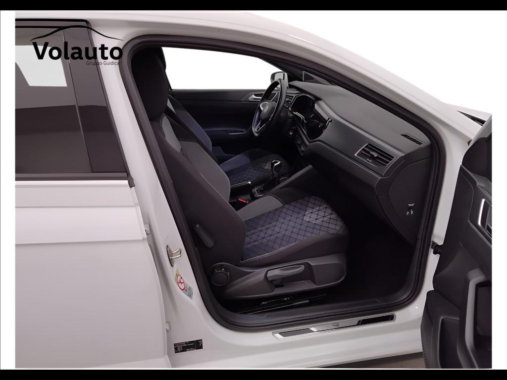 VOLKSWAGEN Polo VI 2022 - Polo 1.0 tsi R-Line 95cv