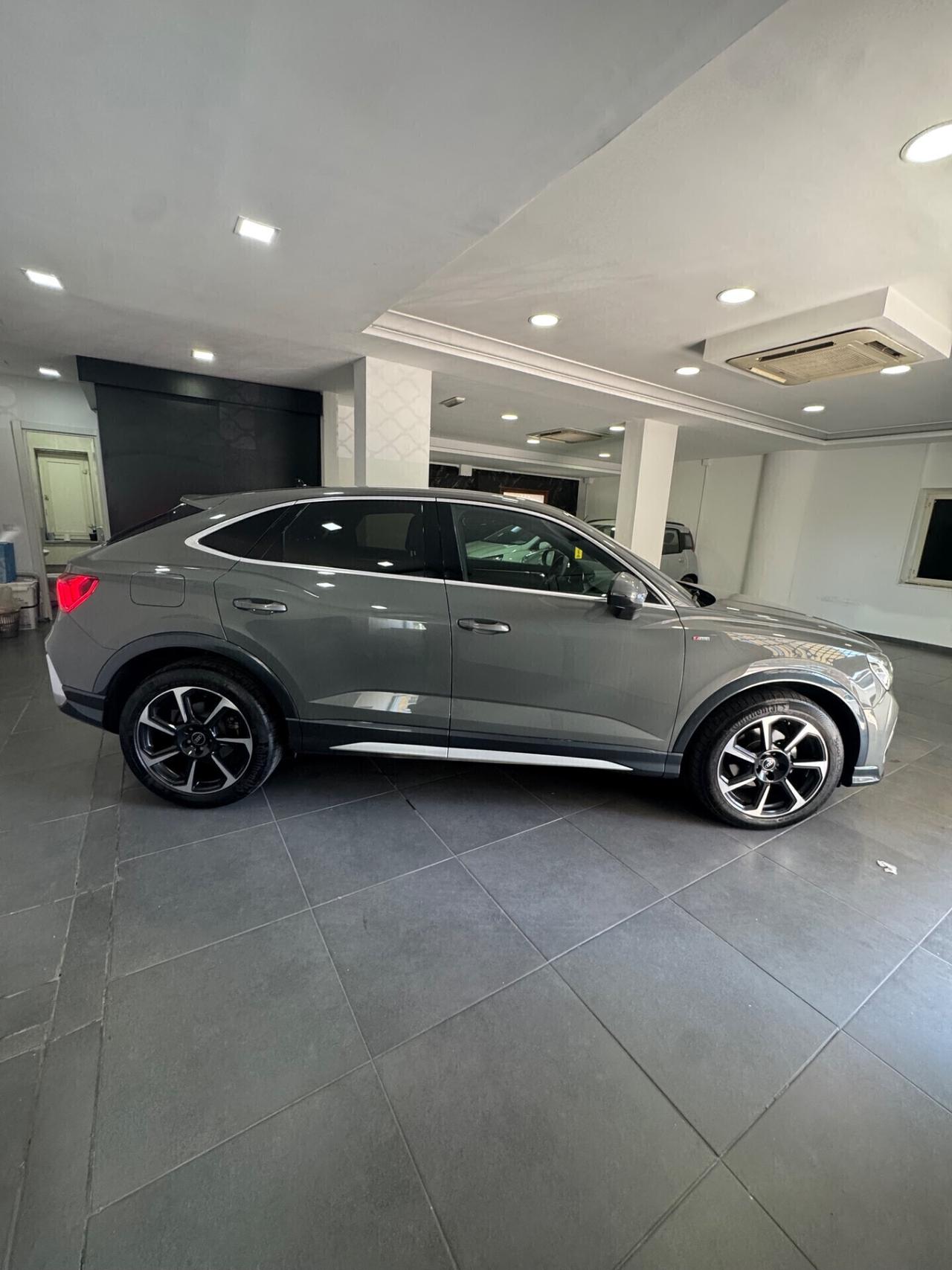 Audi Q3 35 TDI S tronic s-line edition