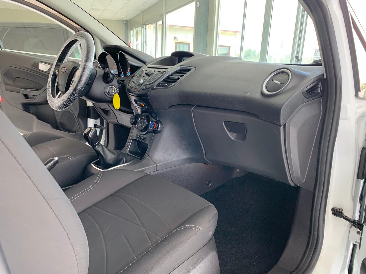 Ford Fiesta 1.5 TDCi 75CV 5 porte POCHI KM