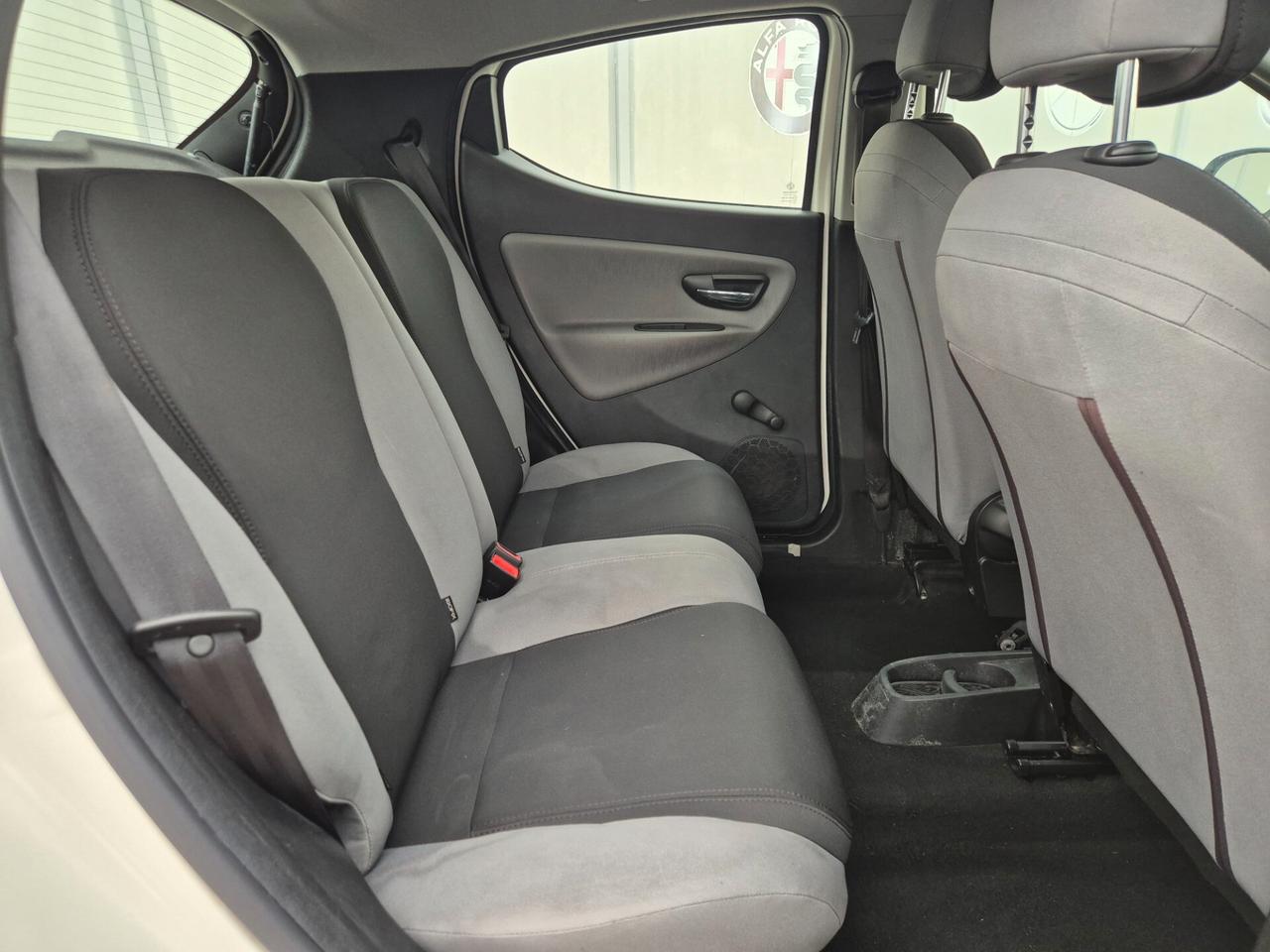 Lancia YPSILON 1.2 69 CV 5 porte RESTAYLING NUOVA FULL