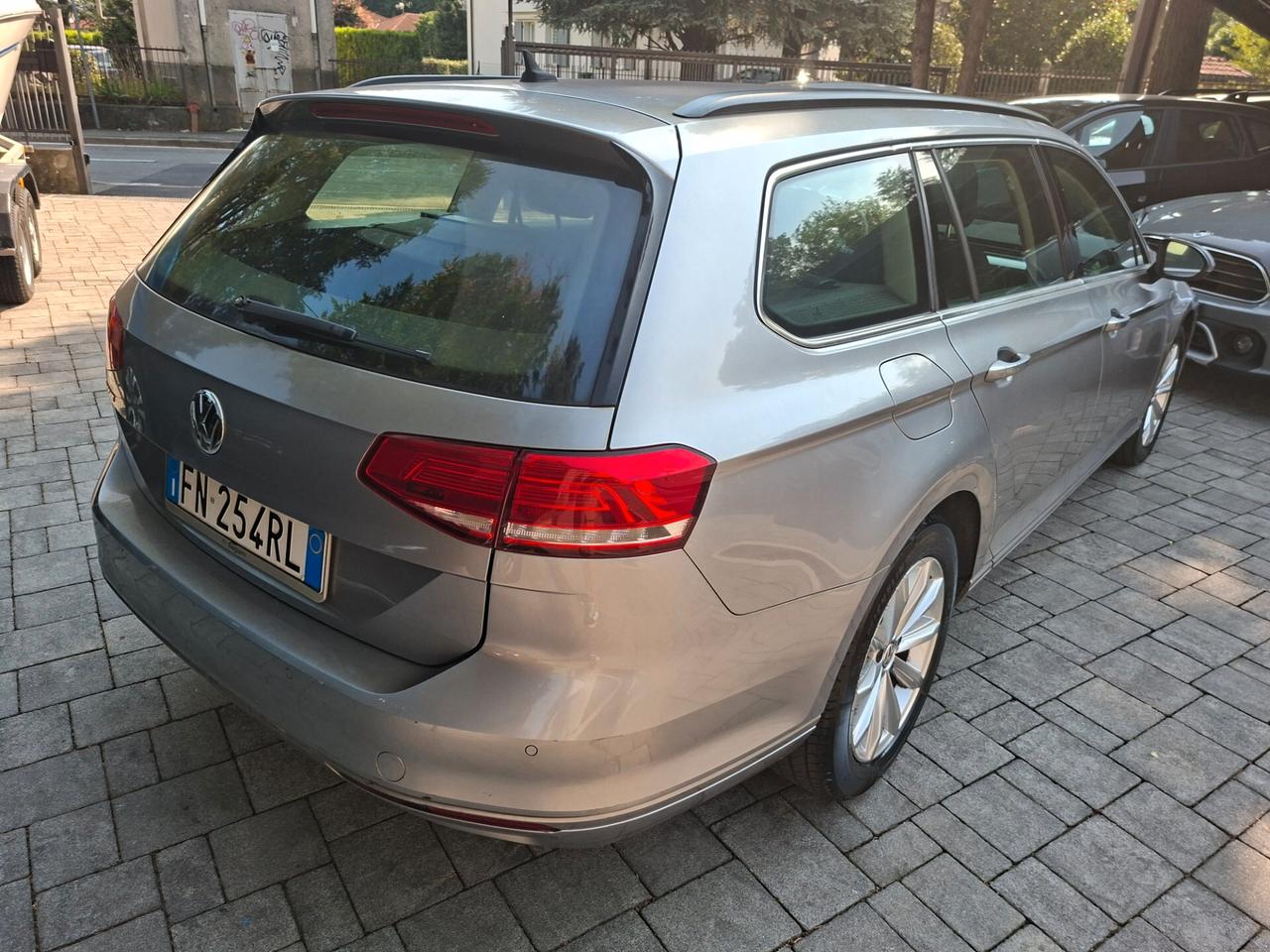 Volkswagen Passat 2.0 TDI 150 CV SCR DSG Business