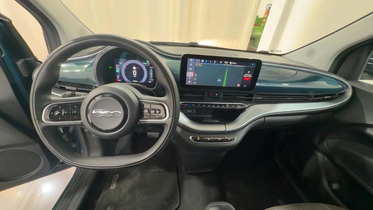 Fiat 500 500e Berlina 42 kWh Icon