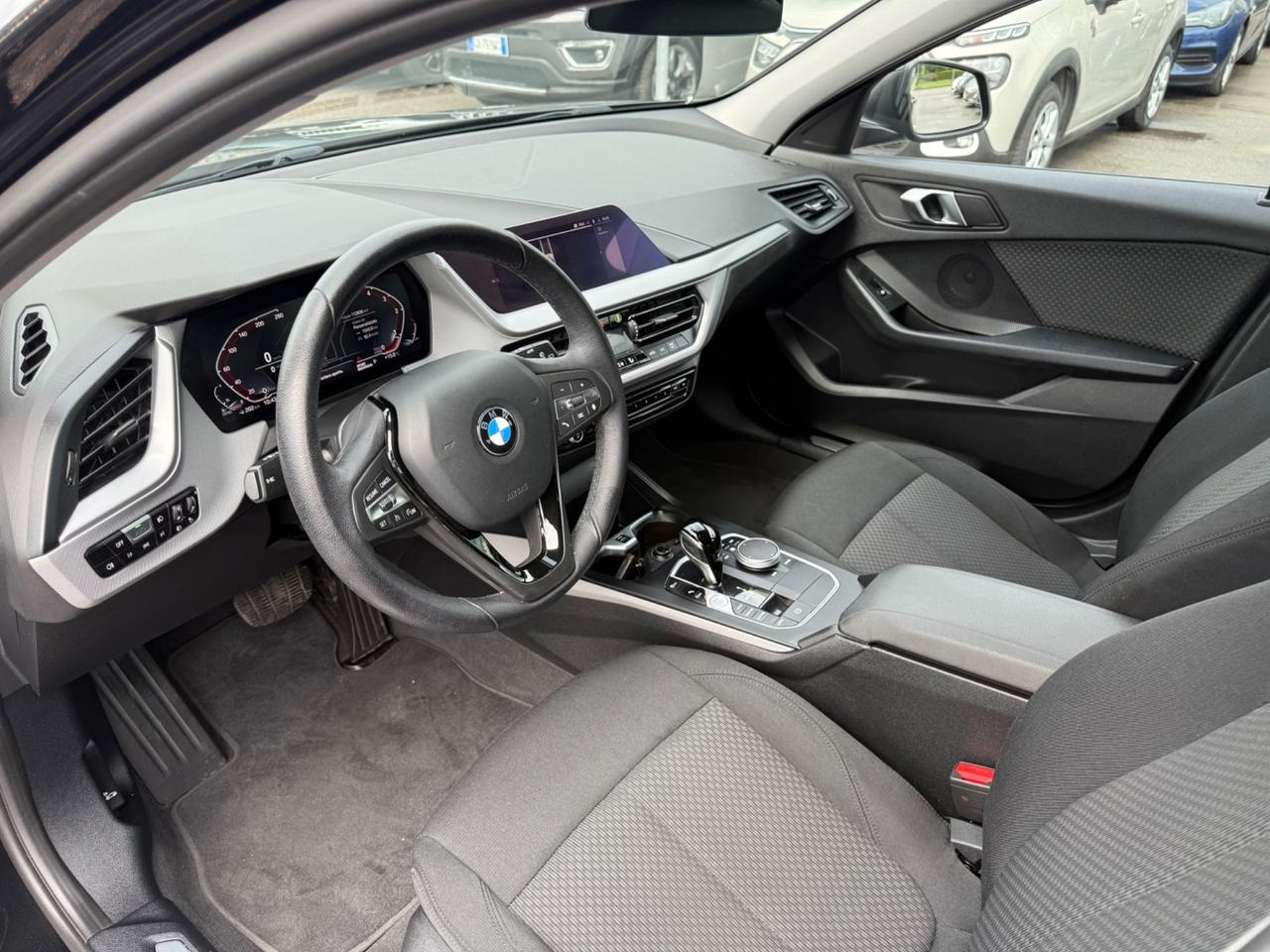 Bmw 116 5p. Business Advantage