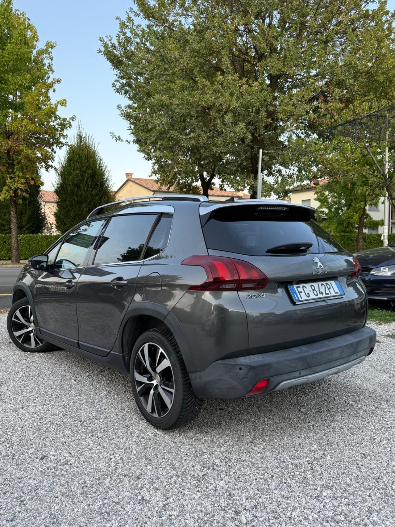 Peugeot 2008 BlueHDi 100 GT Line