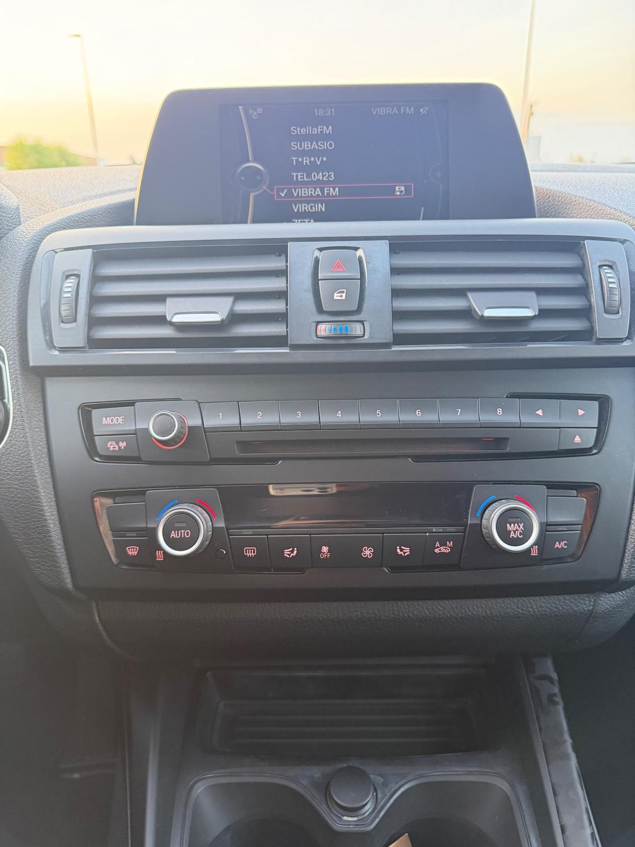 Bmw 116 116d 5p. Efficient Dynamics Unique