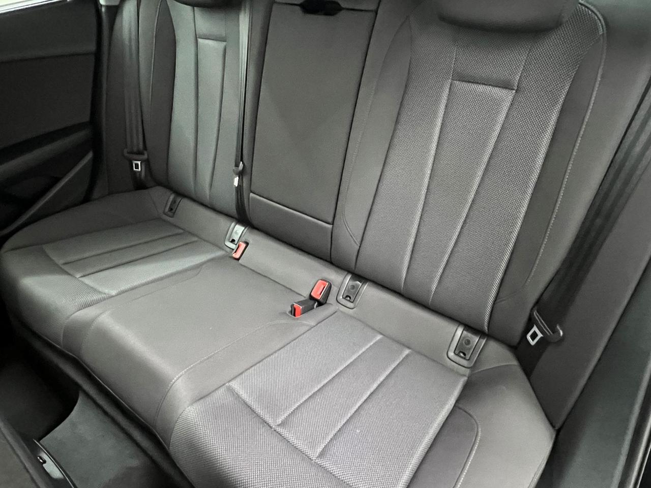 AUDI A4 V 2019 Allroad Quattro A4 Allroad 40 2.0 tdi mhev Business quattro 204cv s-tronic