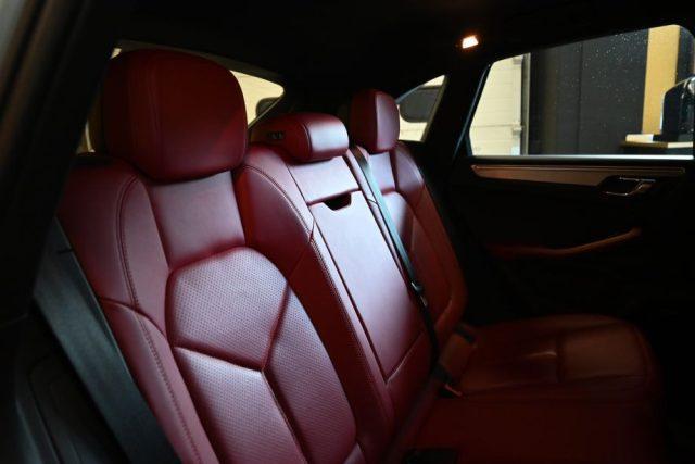 PORSCHE Macan 3.0d S PDK PASM+MBK1 NAVI RADAR18VIE SED.VENT/RISC
