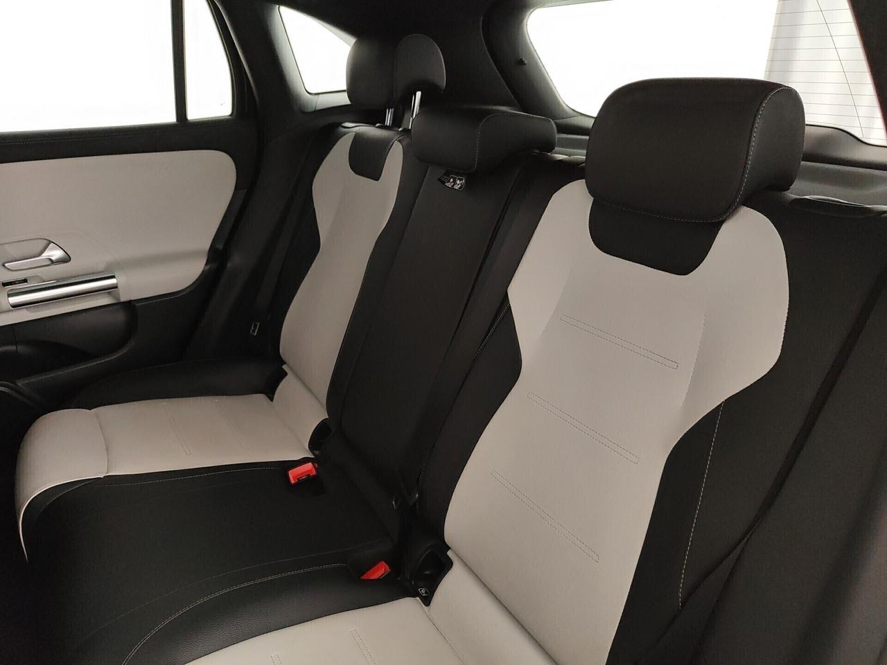 Mercedes-benz GLA 200 d Automatic Premium