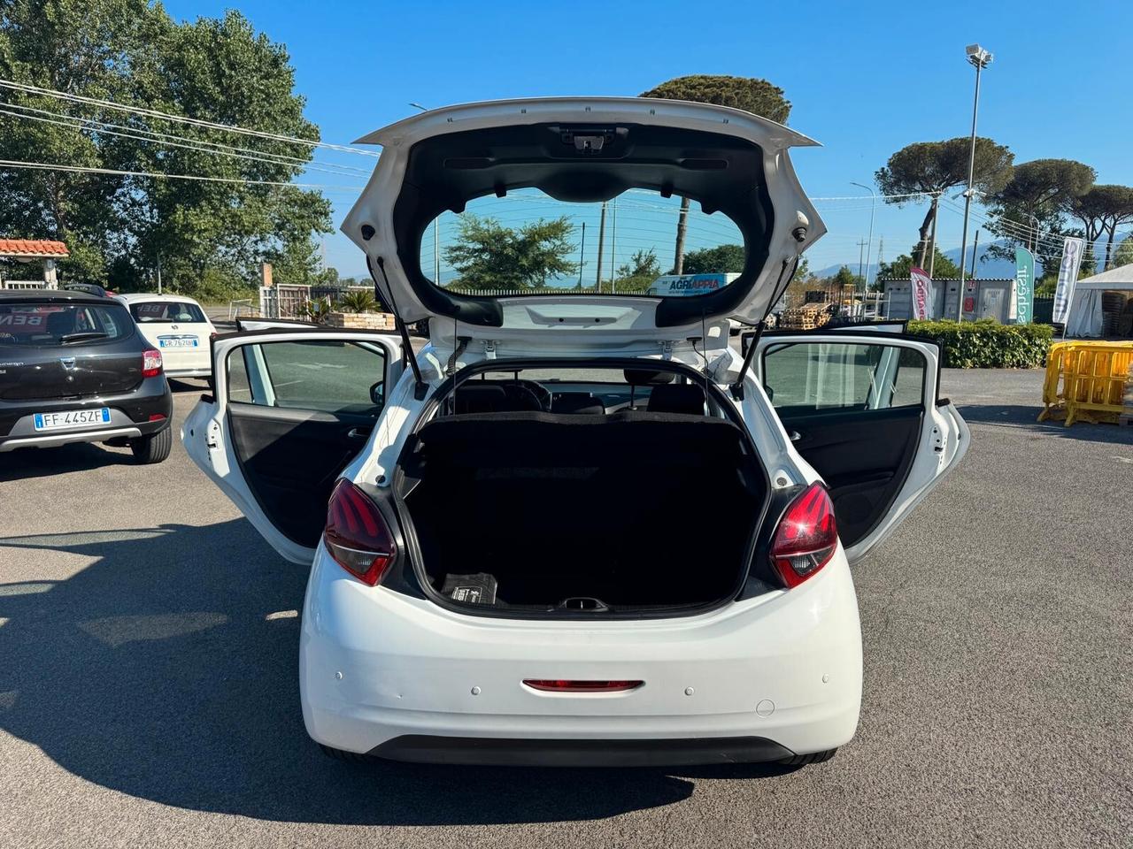 Peugeot 208 1.2 BENZINA 82CV 5P ACTIVE 2017