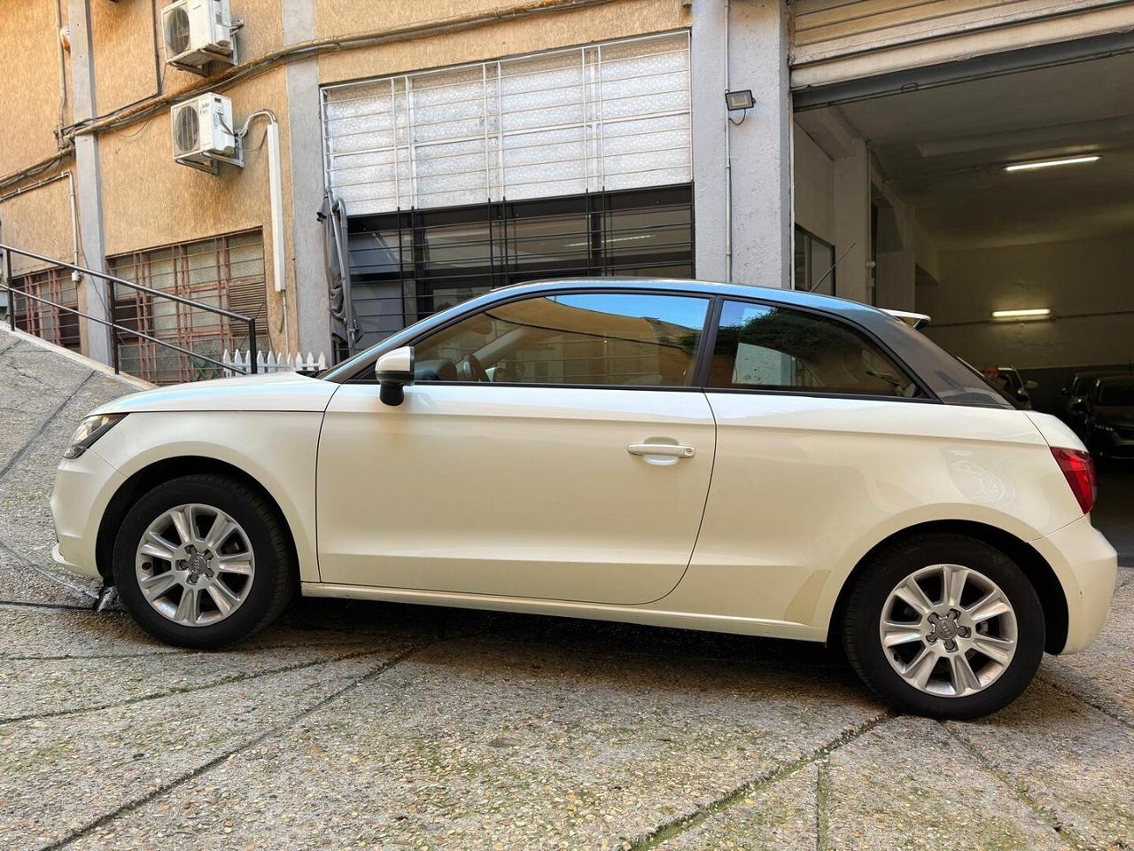 AUDI A1 - UNICO PROPRIETARIO