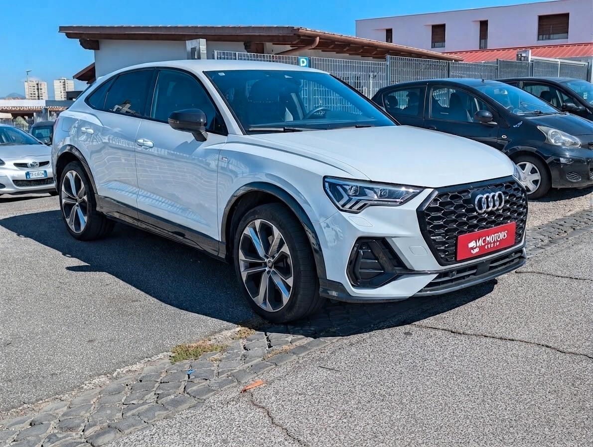 Audi Q3 SPB 35 TFSI e S tronic Identity Black