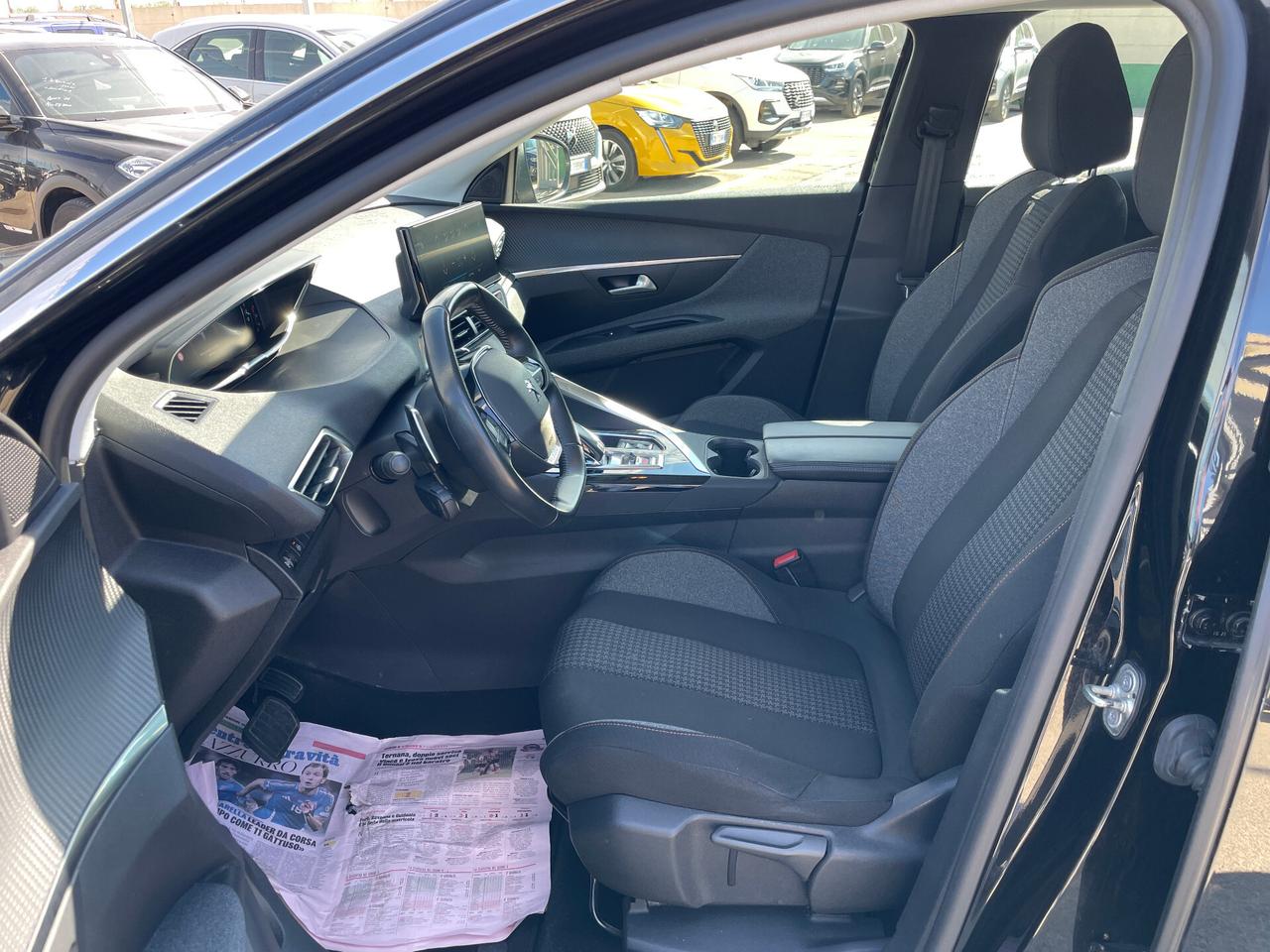 Peugeot 3008 1.5 BlueHDi 130cv EAT8 Active Business-NAVIGATORE-RETROCAMERA
