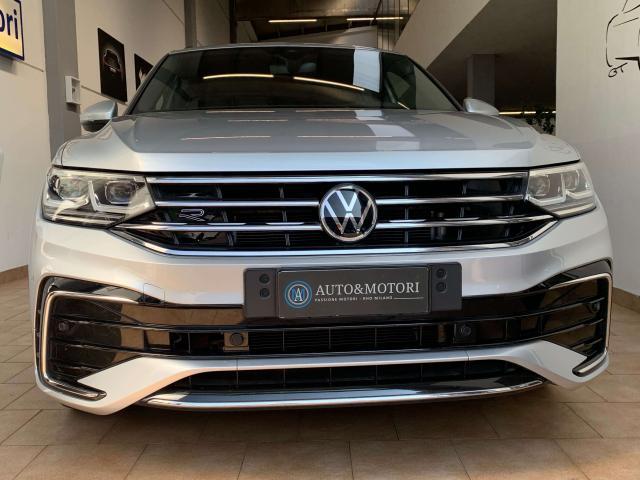 Volkswagen Tiguan Tiguan 1.5 tsi R-Line 150cv dsg IVA ESPOSTA