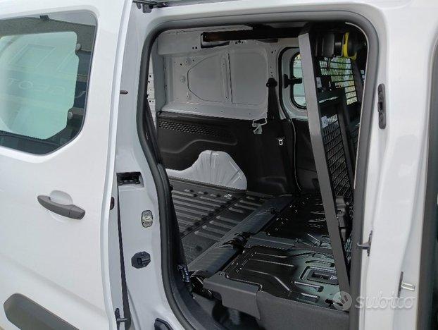 FIAT Doblo 5P Doppia Cabina Mobile Long 1.5 BHDI