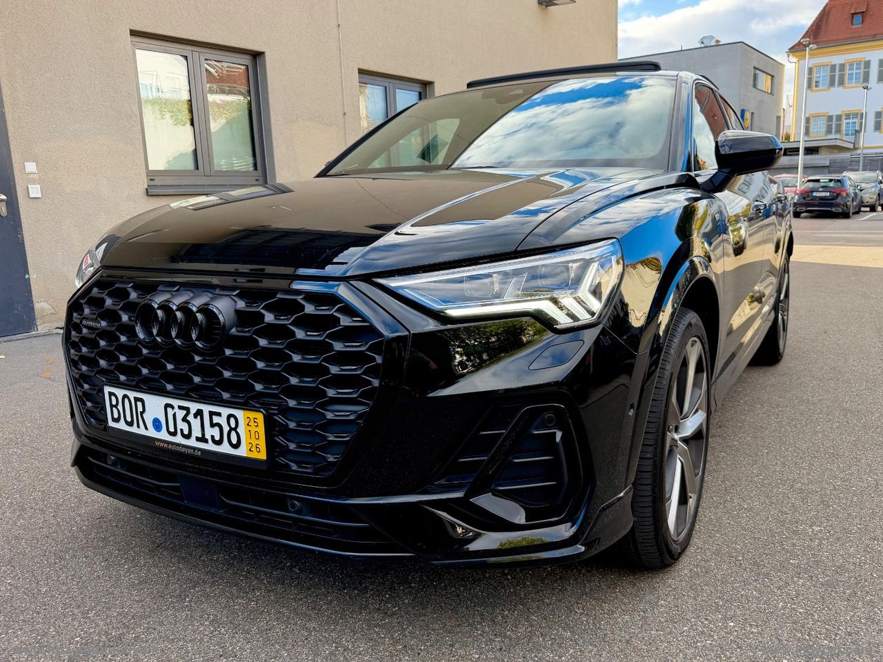 AUDI Q3 SPORTBACK 2.0TDI 200CV S-tronic S-LINE TETTO MATRIX SONOS RETROCAMERA