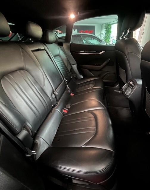 MASERATI LEVANTE 3.0 TDI 250CV V6 PELLE TOTALE AUTOMATICA