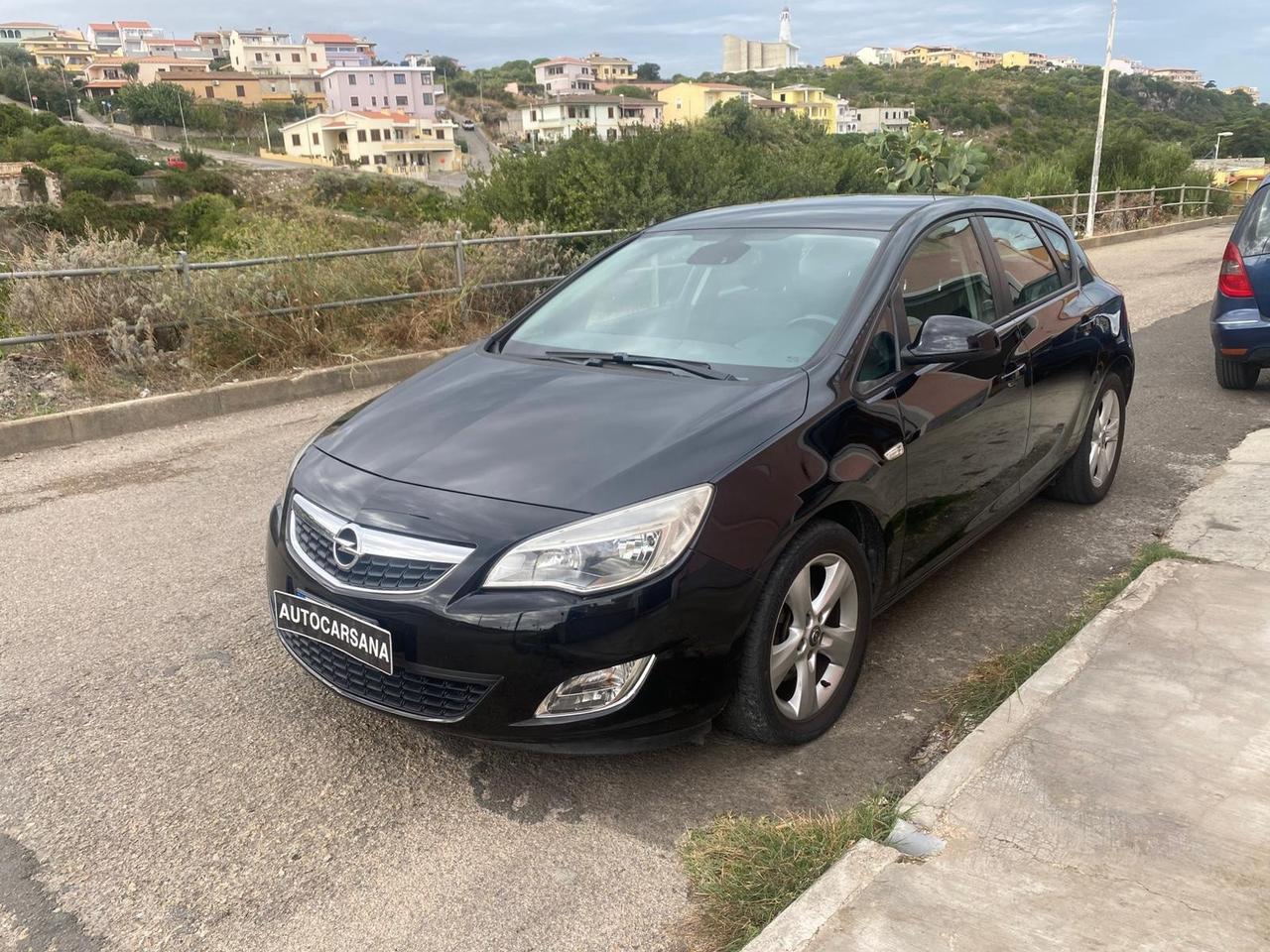 OPEL ASTRA 1.7 CDTI MOLTO BELLA CONDIZIONI DA VETRINA