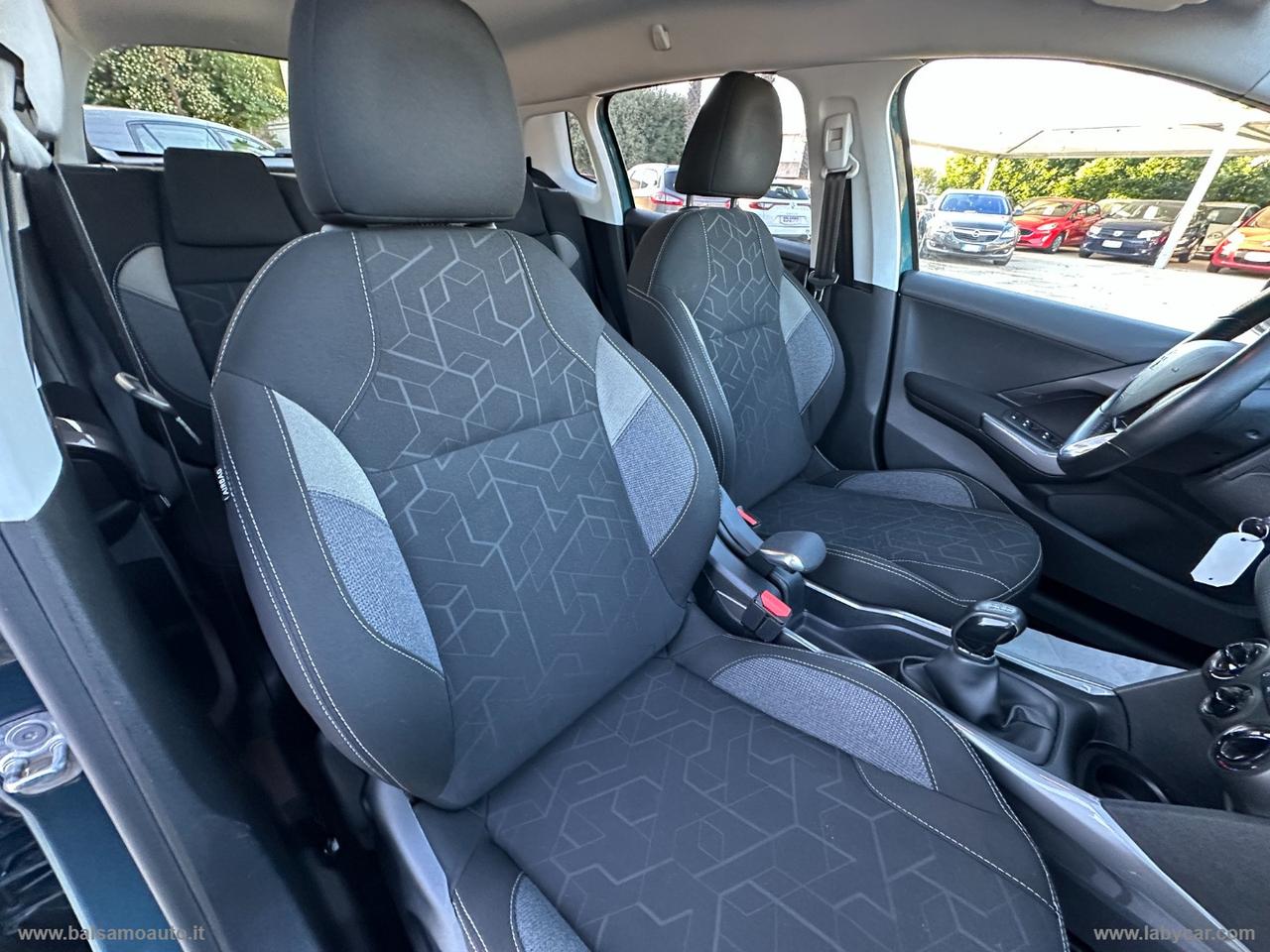 PEUGEOT 2008 BlueHDi 100 Allure