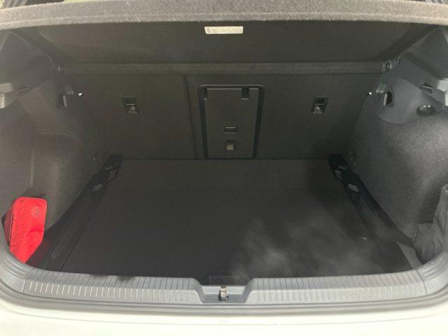 VOLKSWAGEN Golf GTI TSI GTI DSG MATRIX/"19 R/BLACK/HARMAN KARD./TELEC