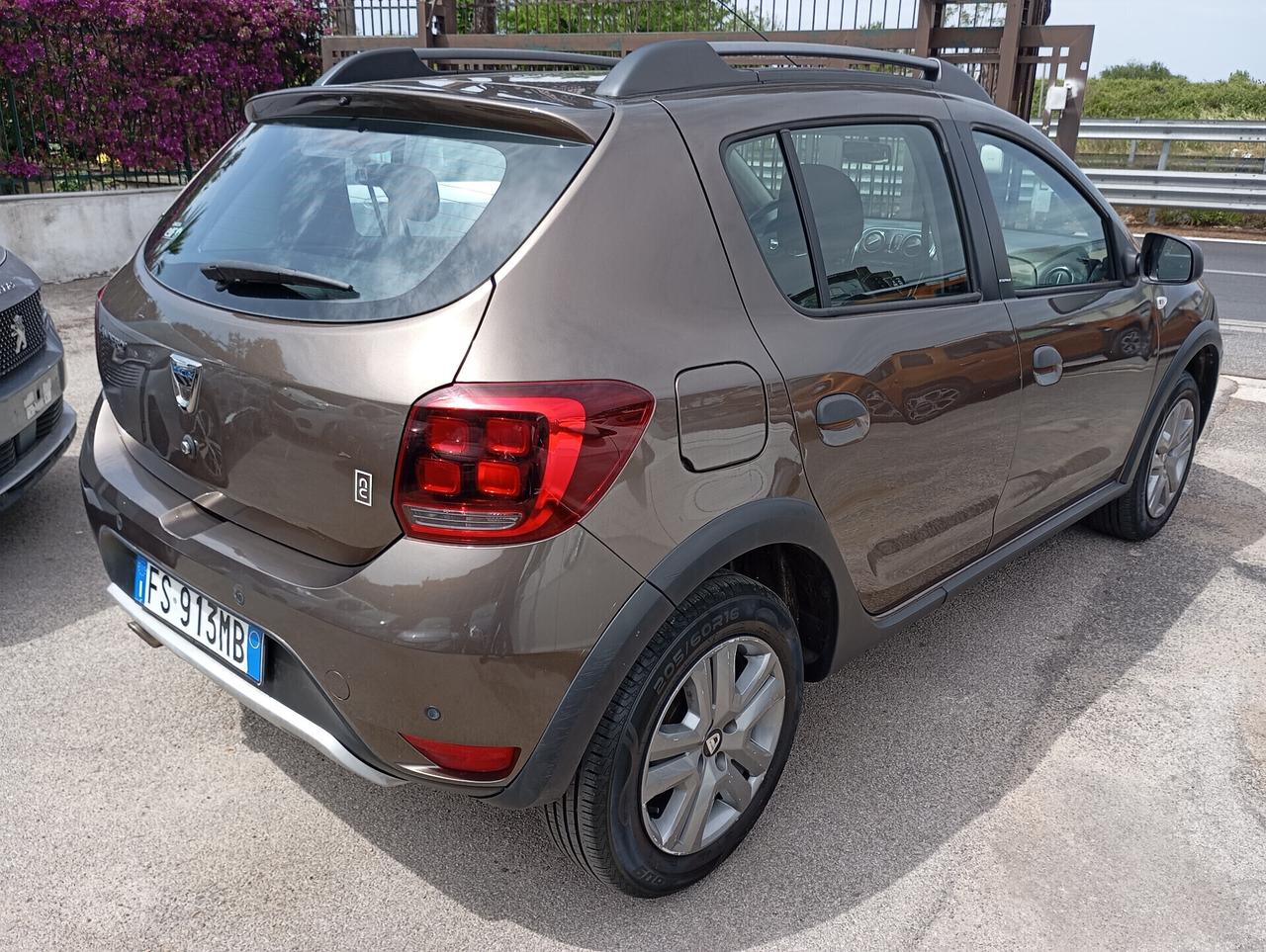 Dacia Sandero S.way 0.9 TCe Turbo GPL 90CV Wow