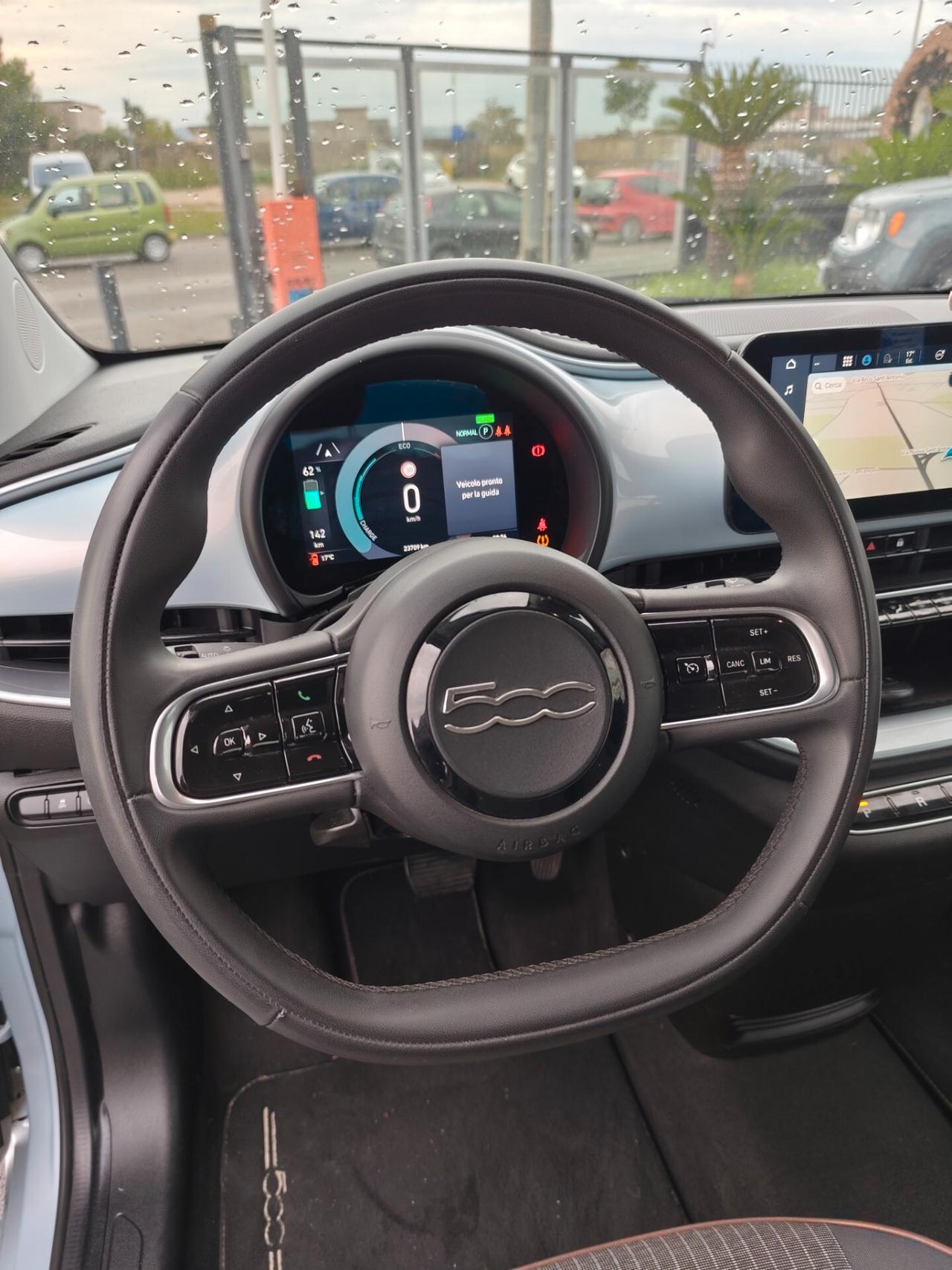 Fiat 500e Berlina 42 kWh La Prima 12/2020