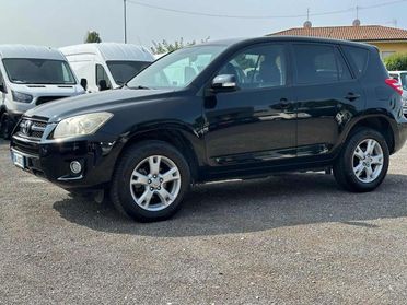 TOYOTA RAV 4 MY23 RAV4 2.2 D-4D 150 CV DPF Sol