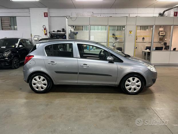 Opel Corsa 1.2 clima e servosterzo, 5 porte