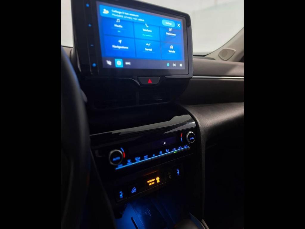 Toyota Yaris Cross 1.5 H Lounge FWD E-CVT