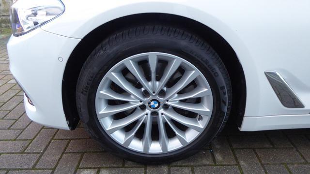 BMW 520 d xDrive Touring Luxury Autom.