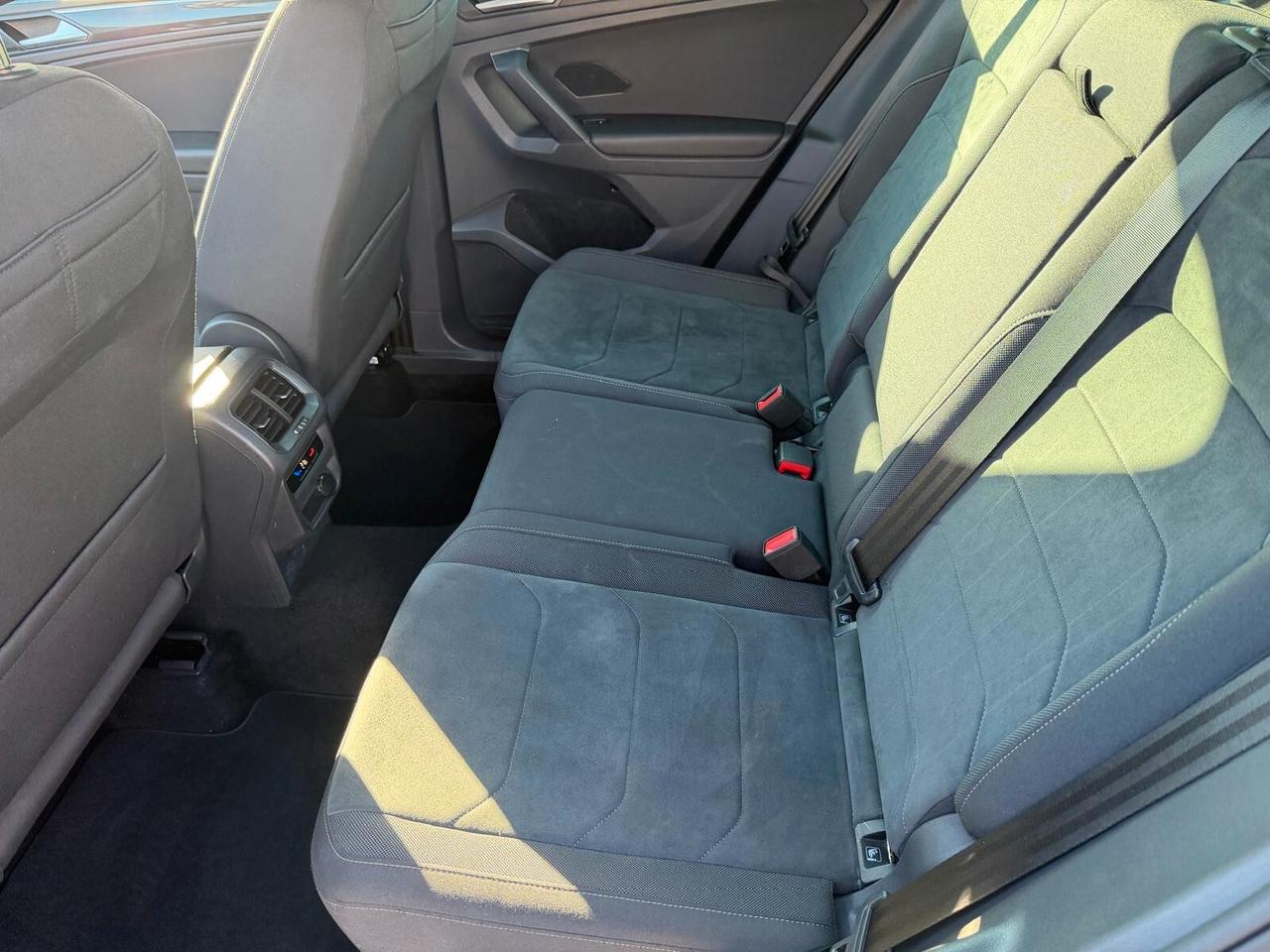 Volkswagen Tiguan 2.0 TDI 150 CV SCR DSG Elegance