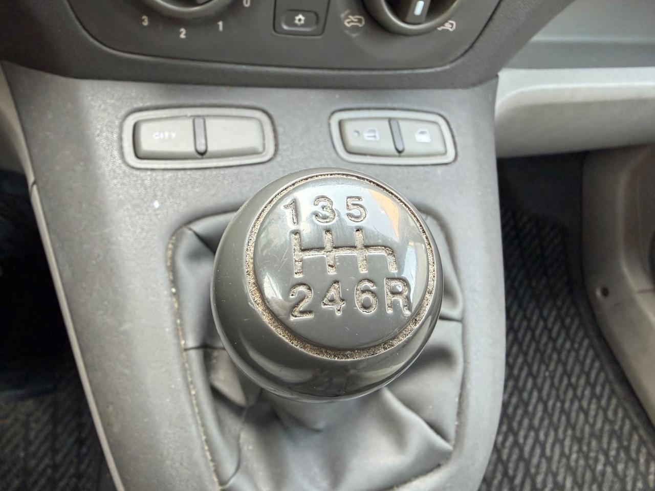 FIAT IDEA 1.4 BENZINA EURO4 SPAZIOSA