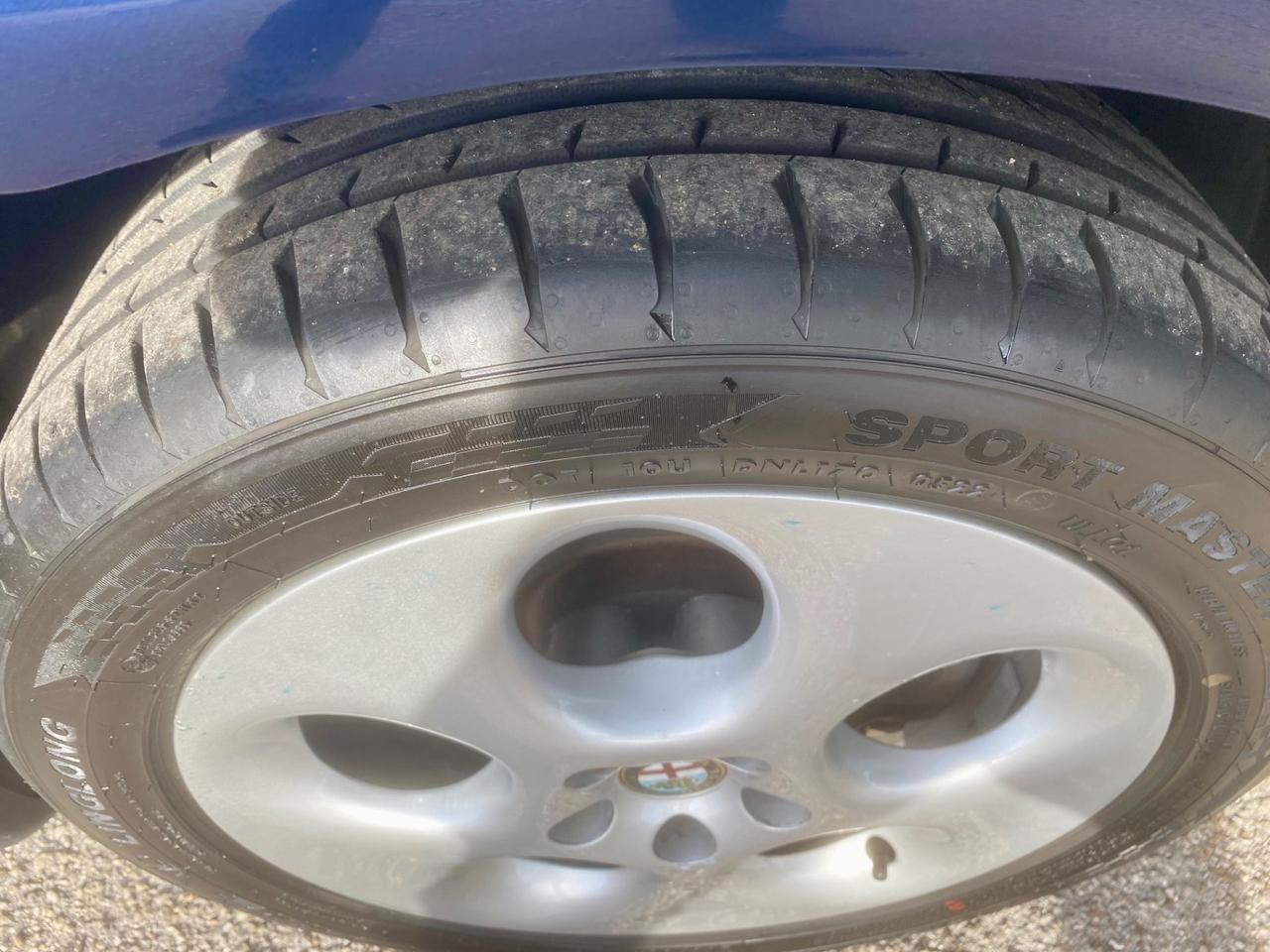 Alfa Romeo GTV 2.0 COUPÉ