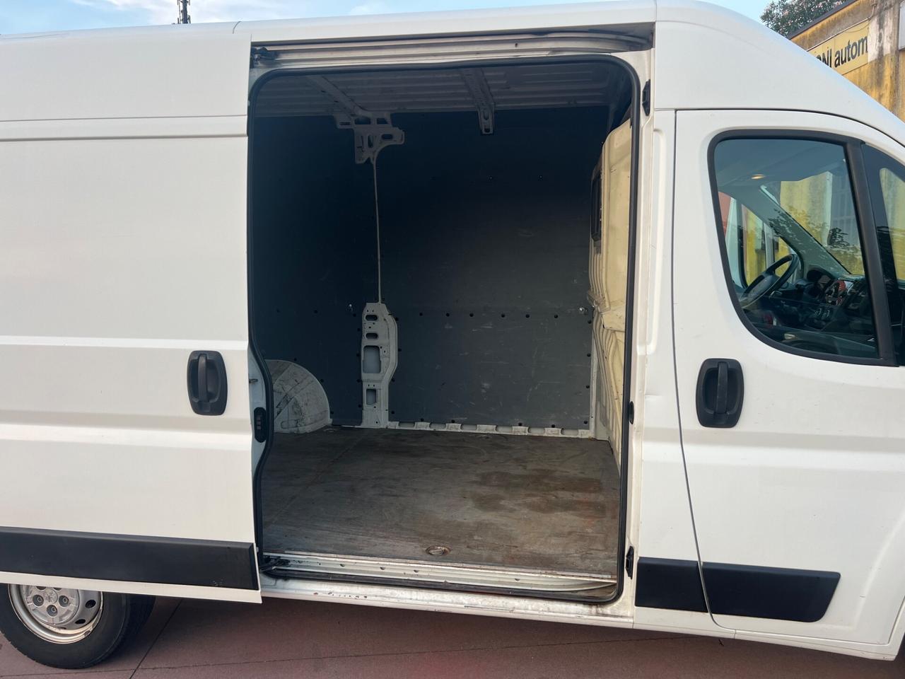 Peugeot Boxer 335 2.0 BlueHDi 130CV PC-TN Furgone