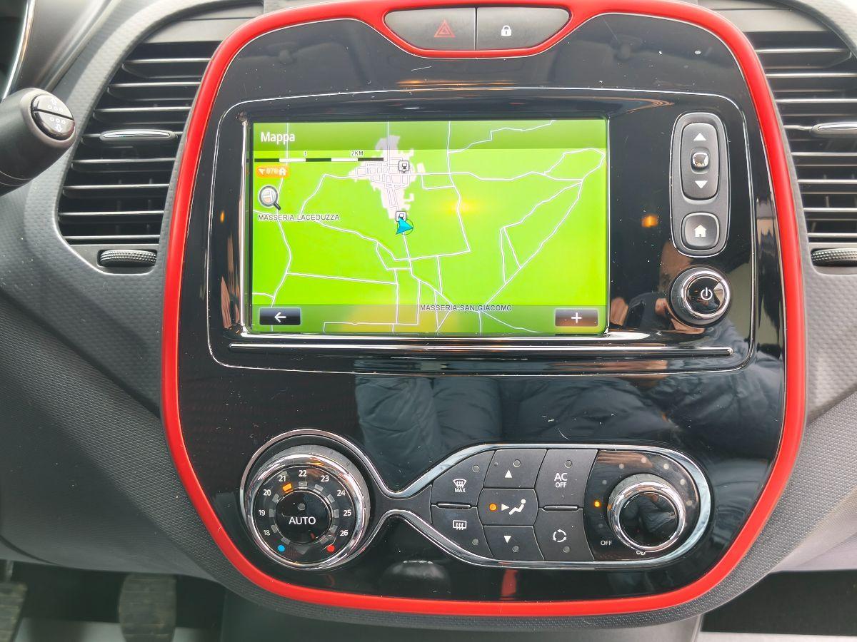 RENAULT Captur 1.5 dCi 90 CV Project Runway