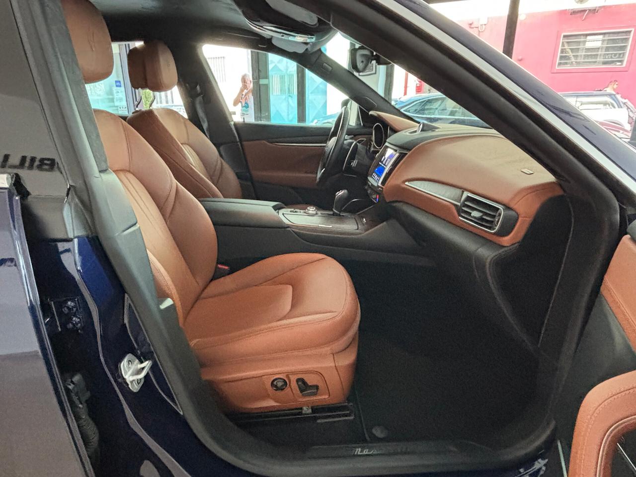 Maserati Levante 3.0 V6 Q4 Granlusso 275cv auto 2018