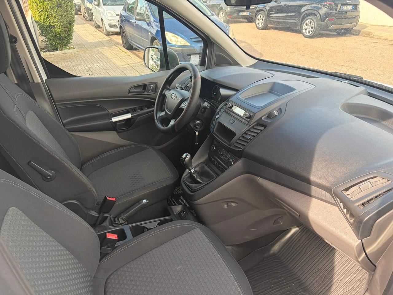 FORD TRANSIT CONNECT - FINANZIABILE