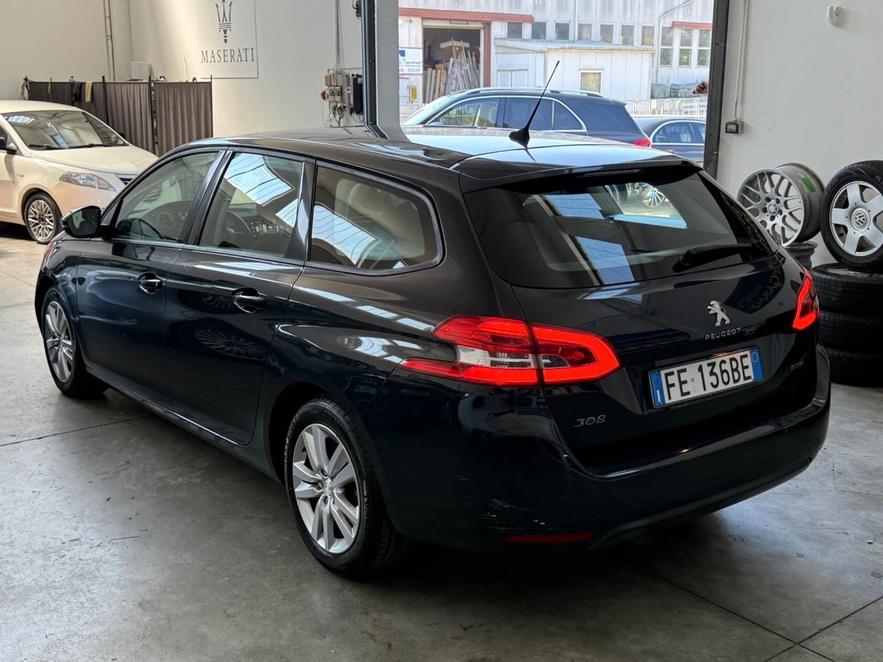 Peugeot 308 BlueHDi 120 S&S SW Business