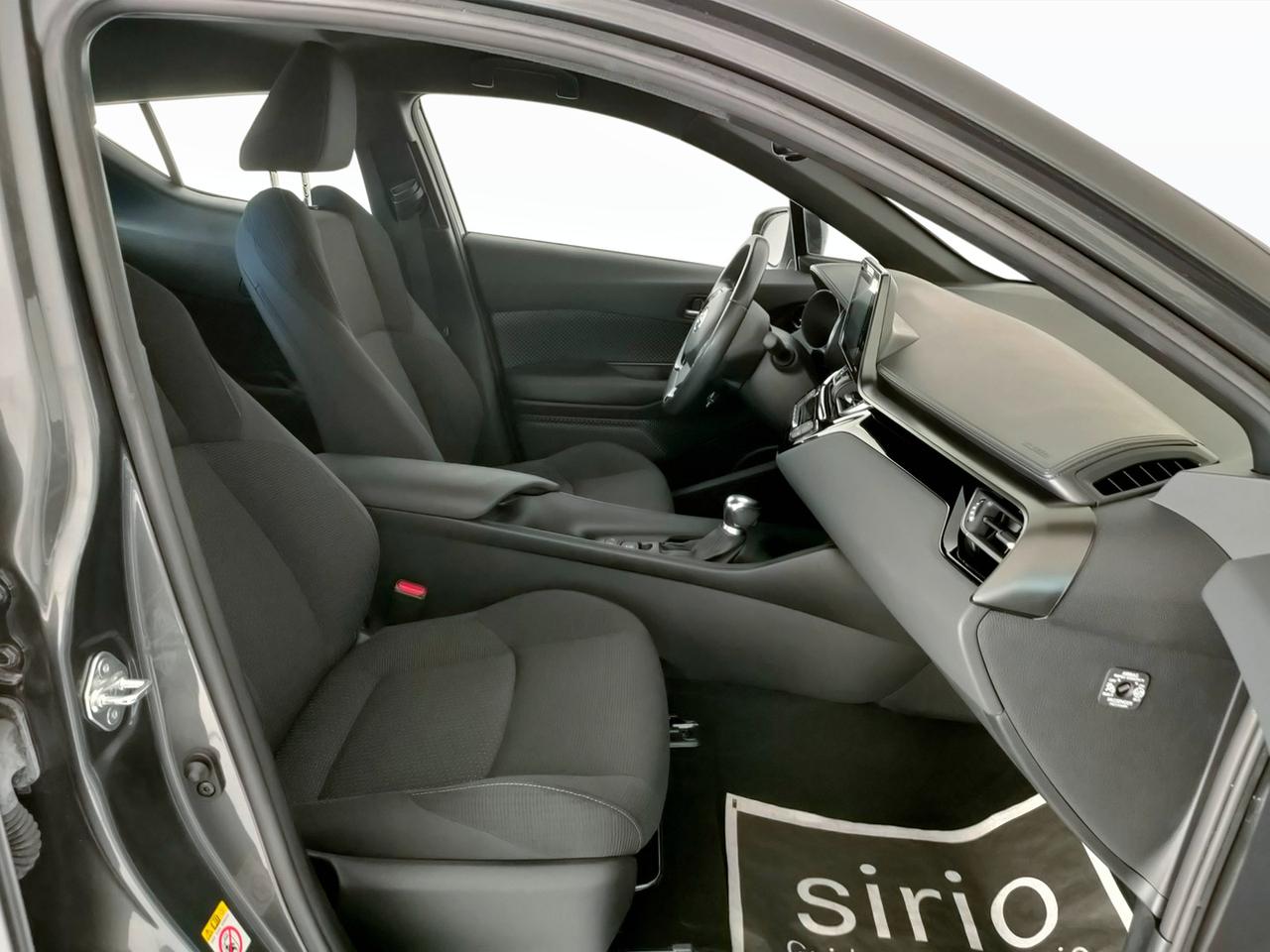 TOYOTA C-HR I 2016 - C-HR 1.8h Active 2wd e-cvt