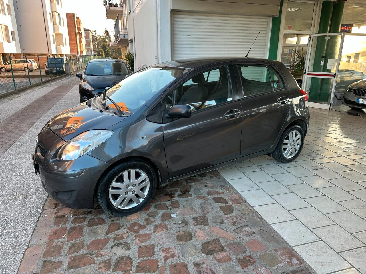 Toyota Yaris 1.4 D-4D (12 RATE)