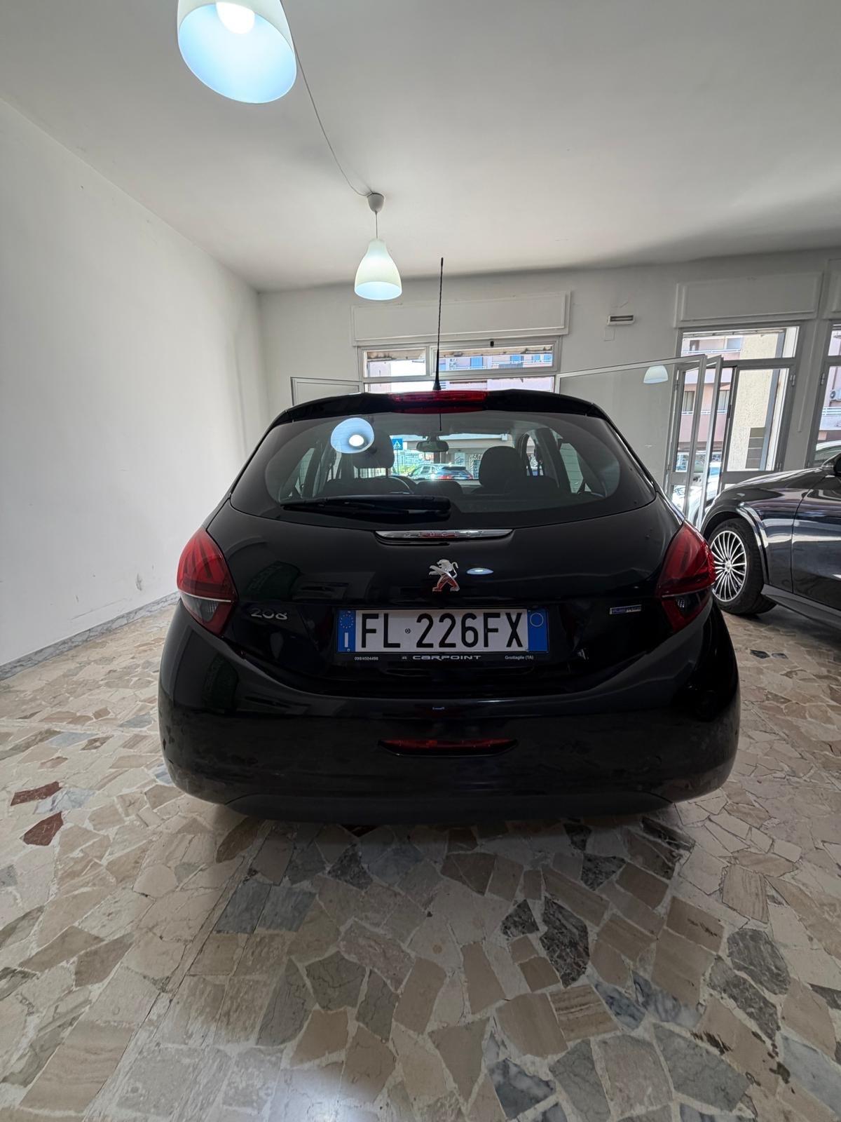 Peugeot 208 PureTech 82 5 porte Access