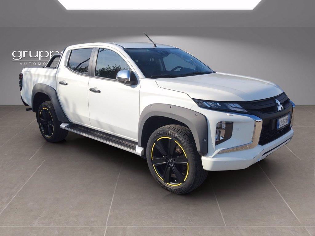 MITSUBISHI L200 d.cab 2.3d Diamond Pack 1 Intouch 4wd 150cv auto del 2022
