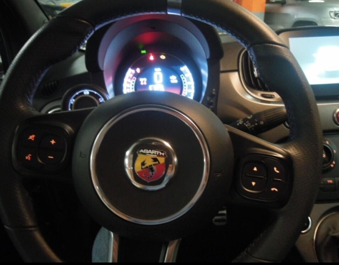 Abarth 595 1.4 Turbo T-Jet 165 CV