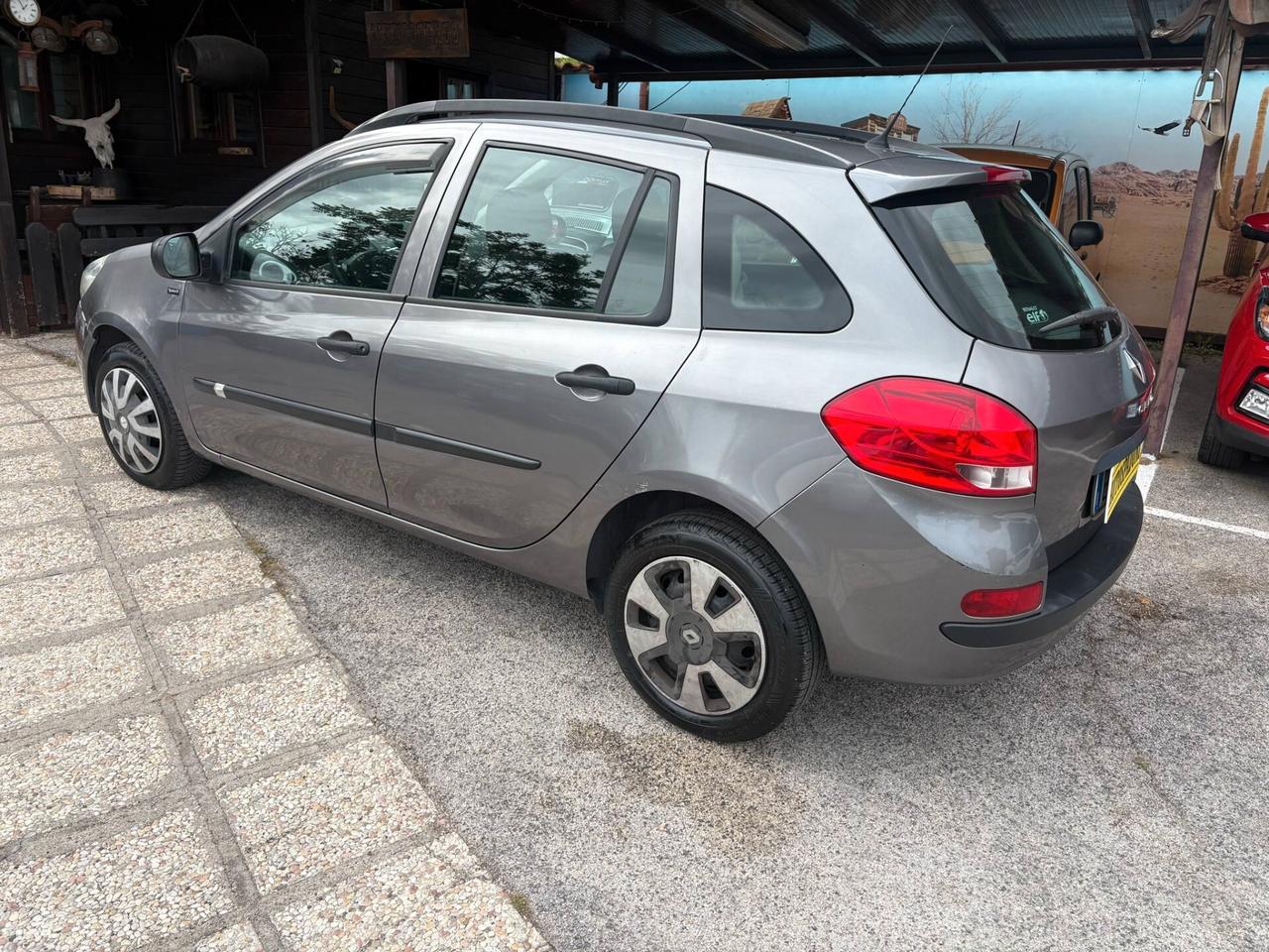 Renault Clio 1.2 16V SporTour Dynamique