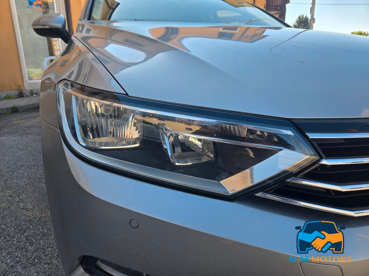 Volkswagen Passat Variant 2.0 tdi Highline 150cv