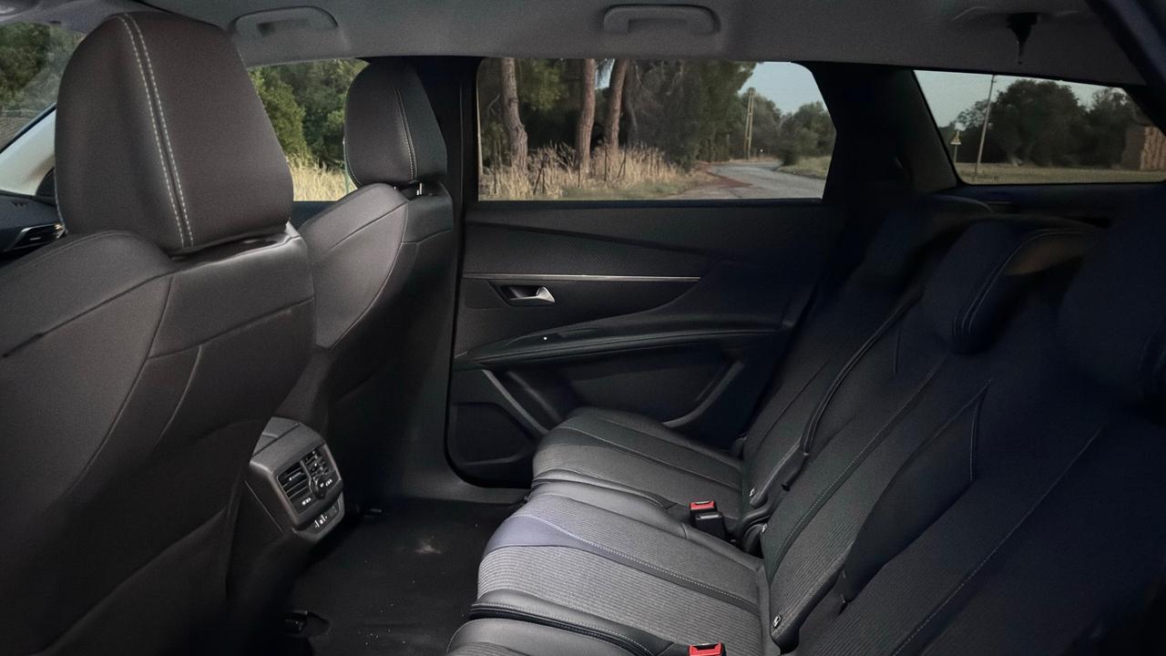 Peugeot 5008 BlueHDi 130 S&S EAT8 Allure Pack