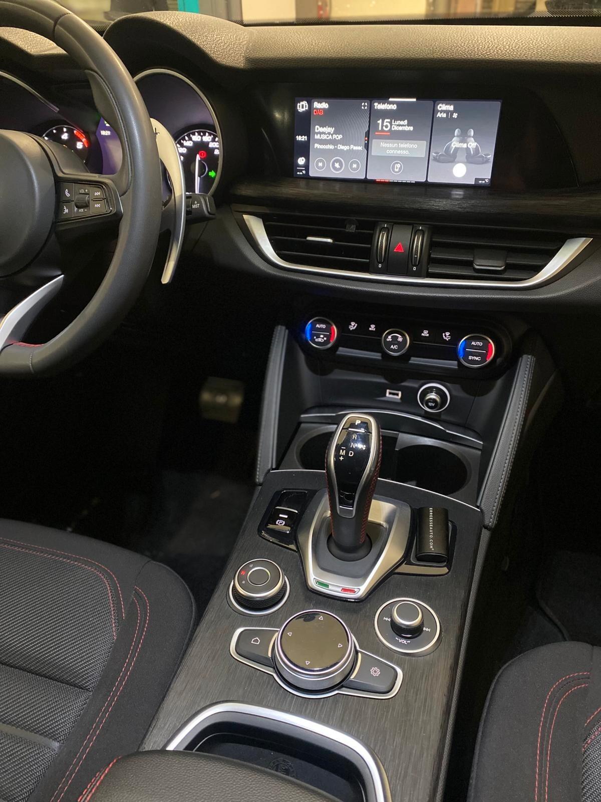 Alfa Romeo Stelvio 2.2 Turbodiesel 190 CV AT8 Q4 Business